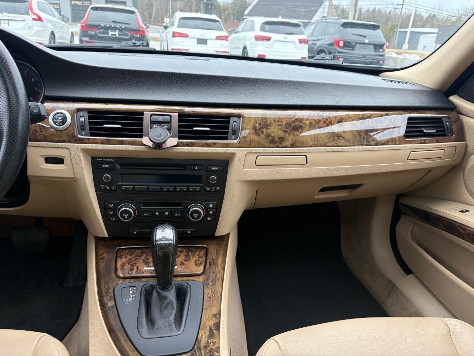 BMW 335xi 2008 - Image 8