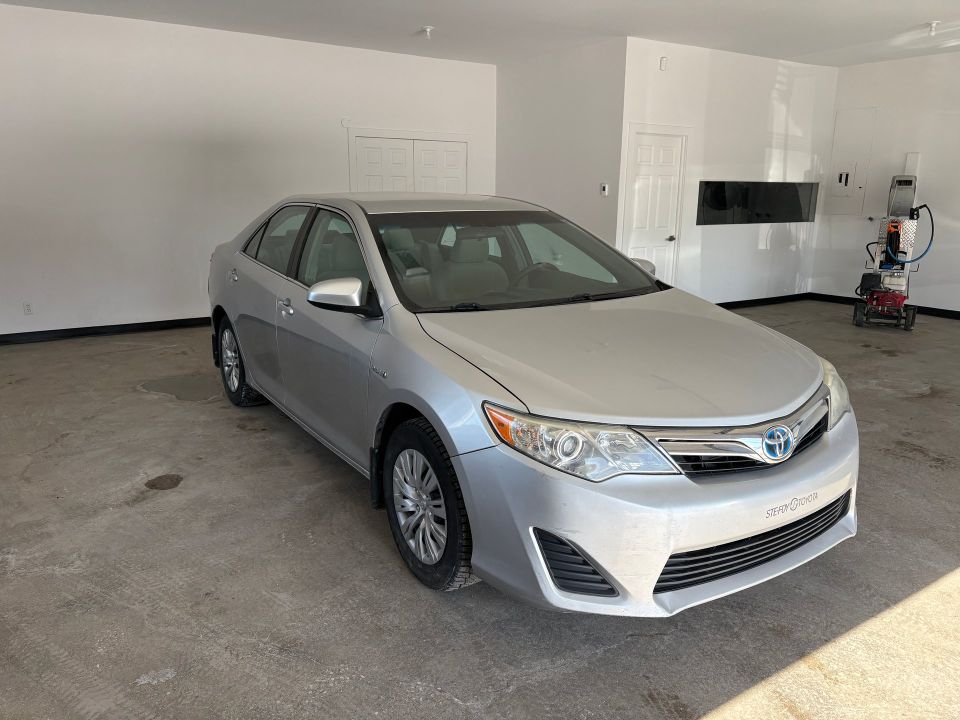 Toyota Camry Hybrid 2012 - Image 4