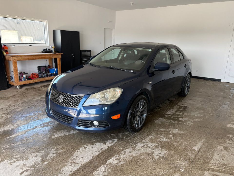 Suzuki Kizashi 2013 - Image 2