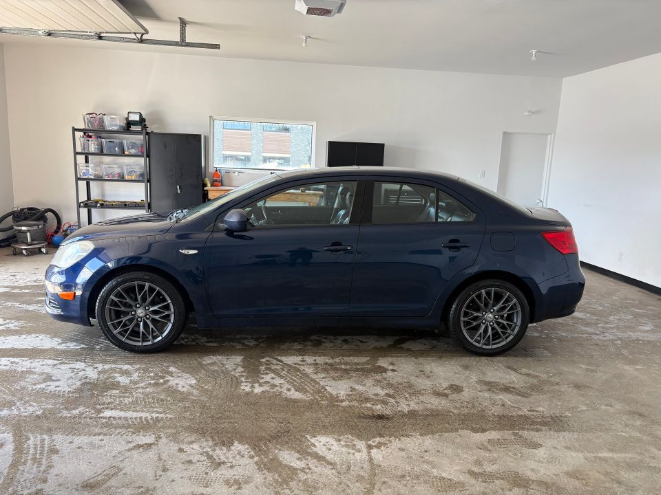 Suzuki Kizashi 2013 - Image 3