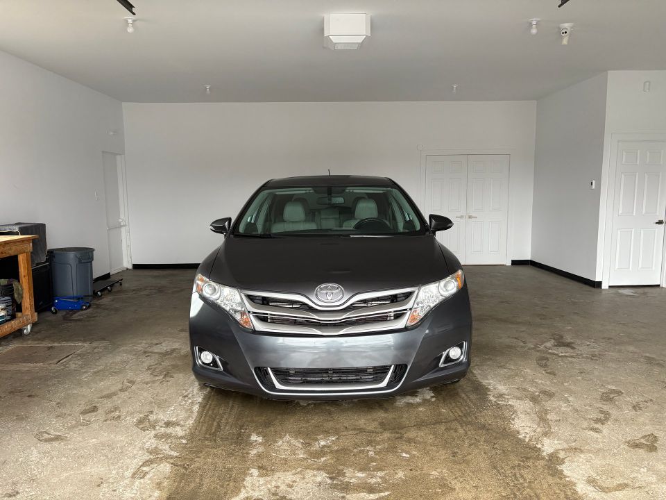Toyota Venza 2014 - Image 1