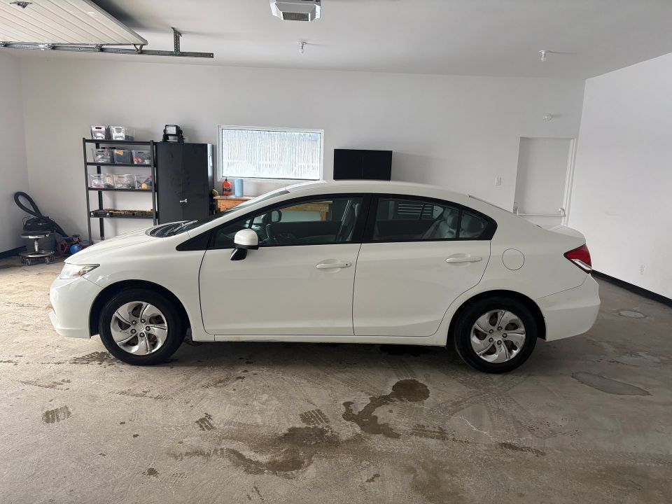 Honda Civic 2014 - Image 3