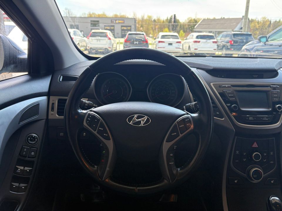 Hyundai Elantra 2015 - Image 7