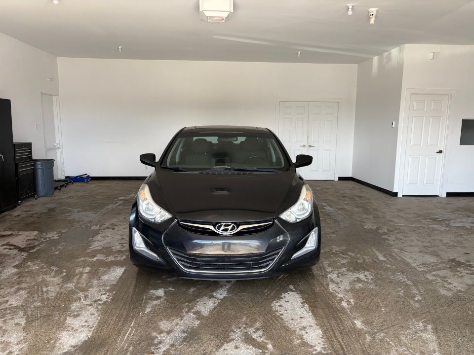 Hyundai Elantra 2015 - Image 1