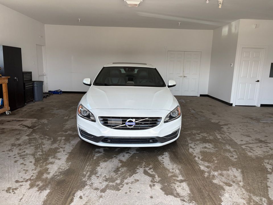 Volvo S60 2015 - Image 1