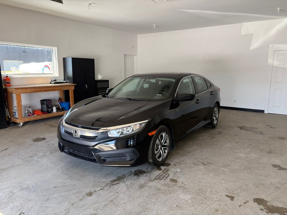 Honda Civic 2016 - Image 2