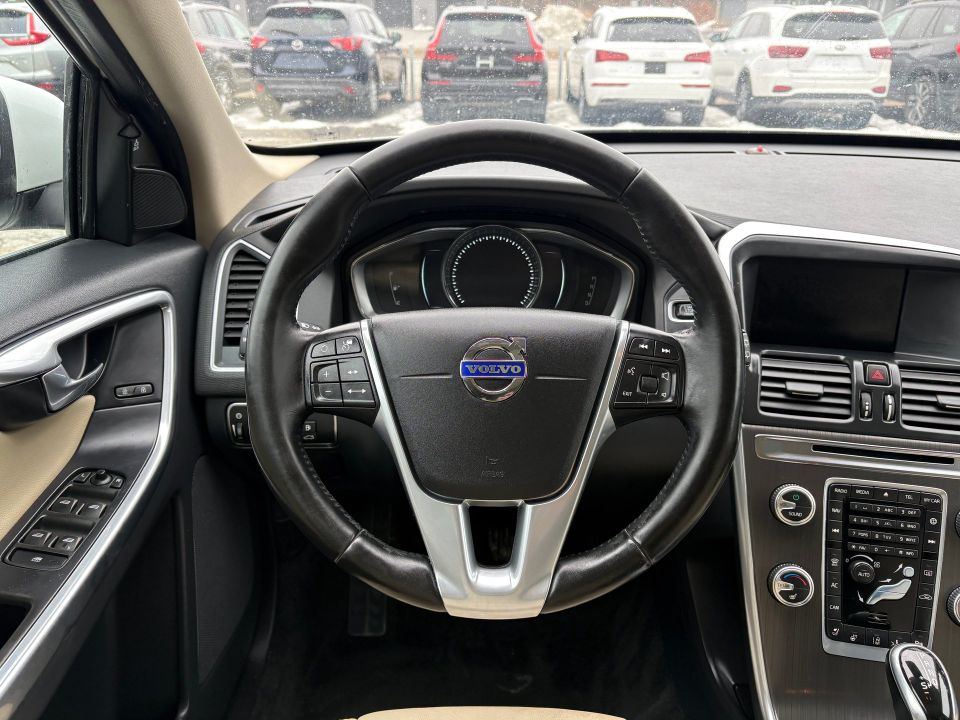 Volvo XC60 2016 - Image 7