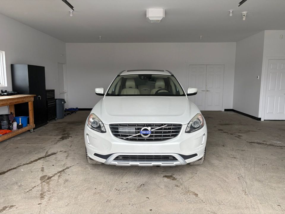 Volvo XC60 2016 - Image 1