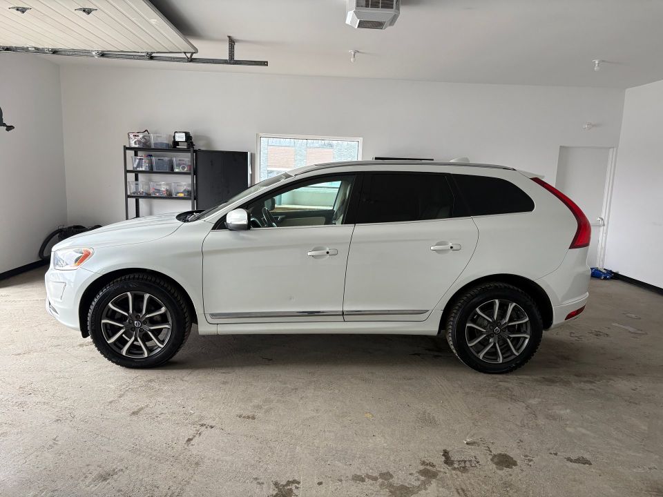 Volvo XC60 2016 - Image 3
