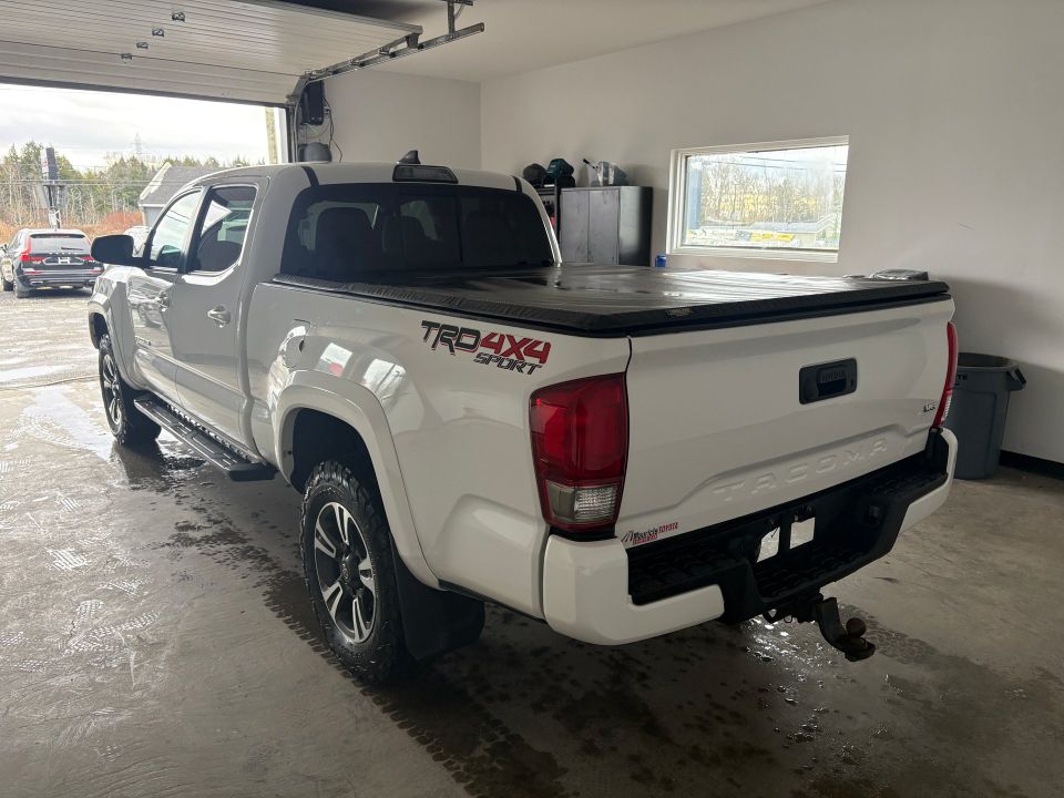 Toyota Tacoma 2017 - Image 5