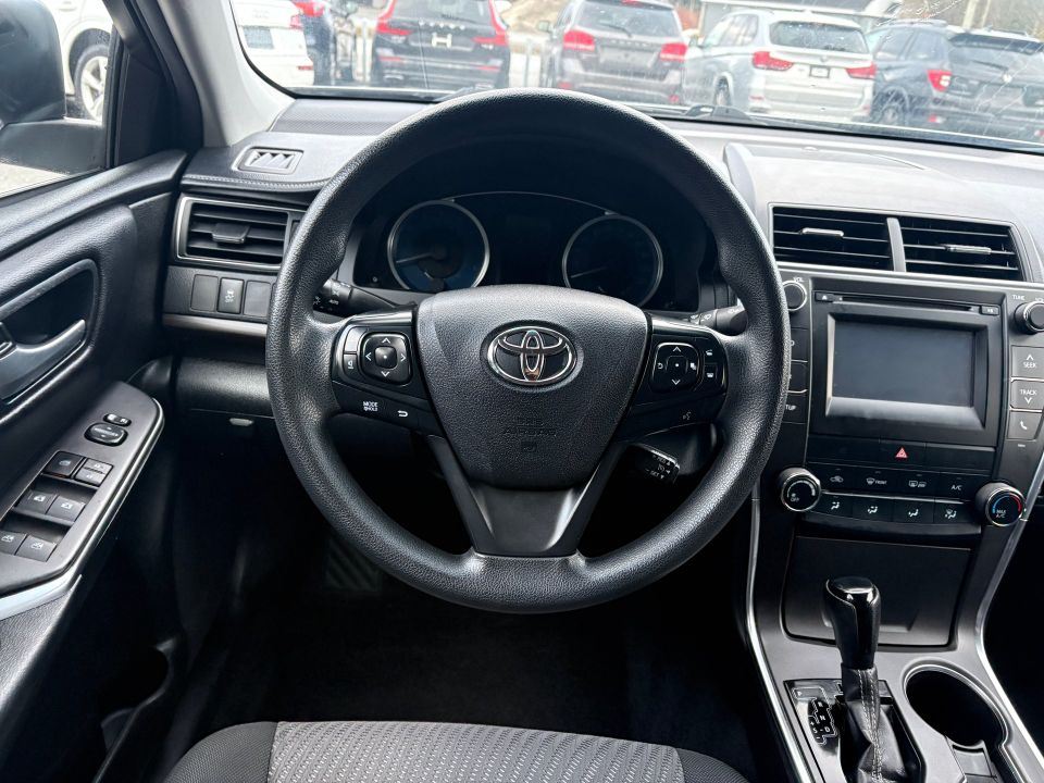 Toyota Camry 2017 - Image 7