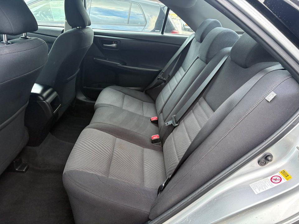 Toyota Camry 2017 - Image 9
