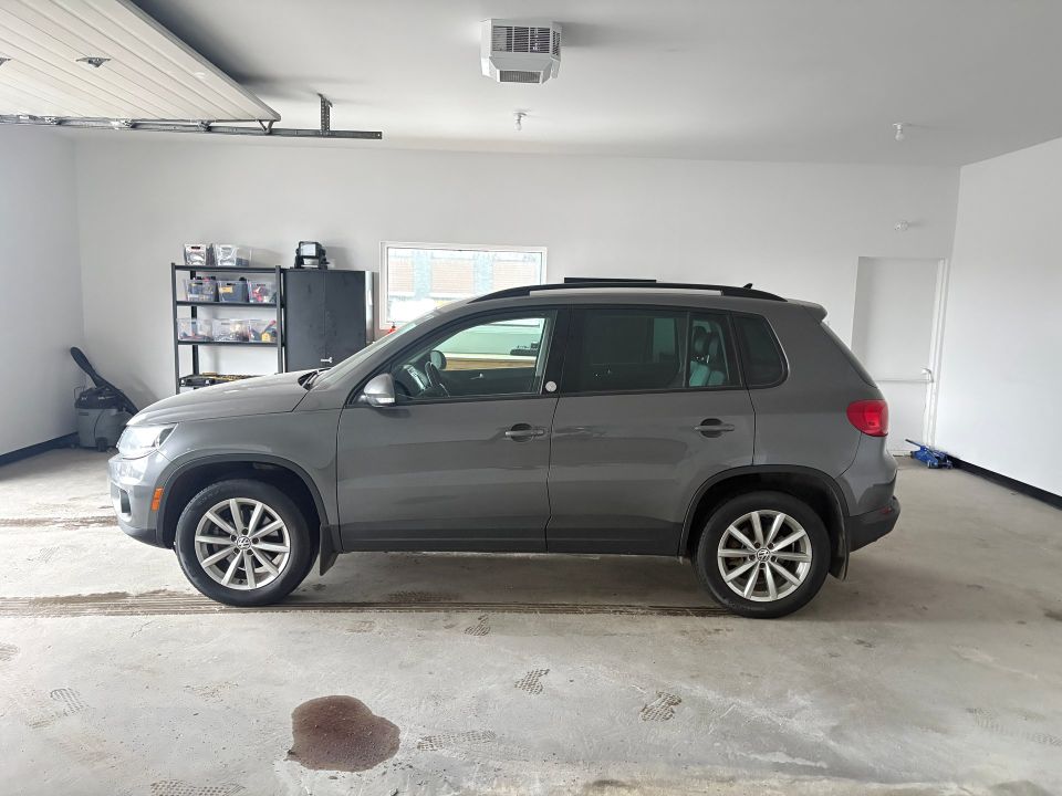 Volkswagen Tiguan 2017 - Image 3