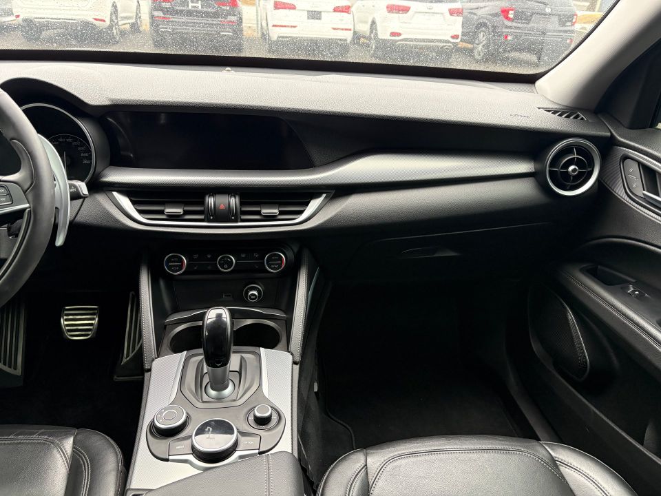 Alfa Romeo Stelvio 2018 - Image 7