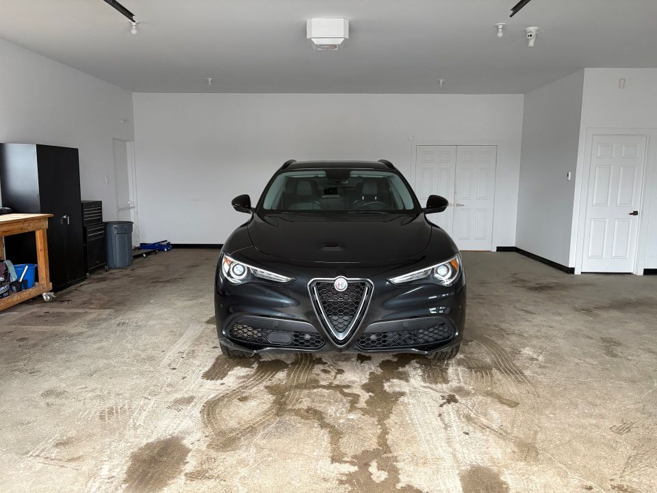 Alfa Romeo Stelvio 2018 - Image 1