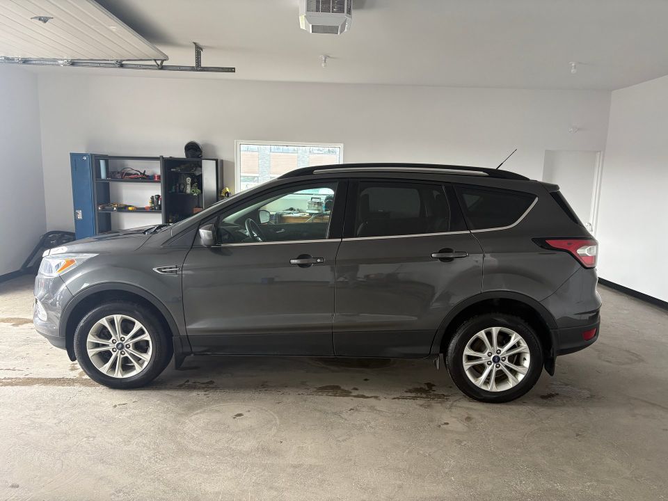 Ford Escape 2018 - Image 3
