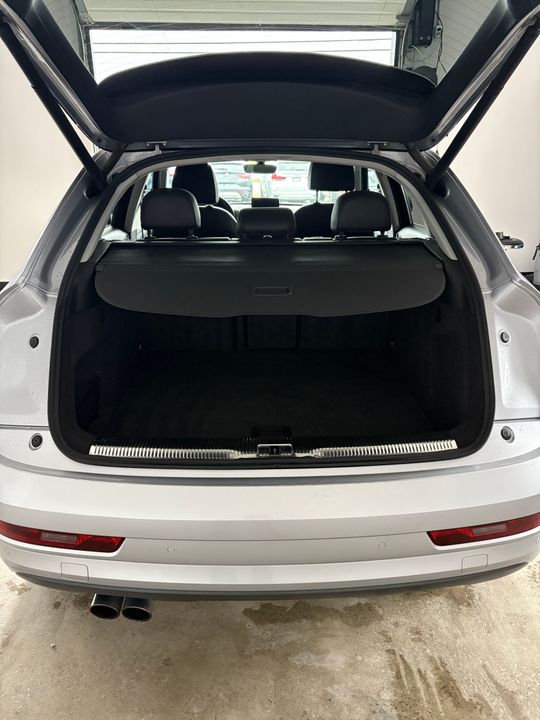 Audi Q3 2018 - Image 10
