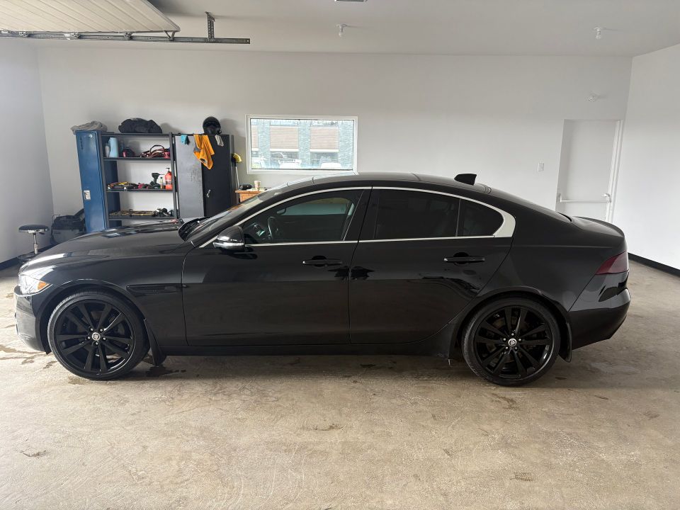 Jaguar XE 2018 - Image 3