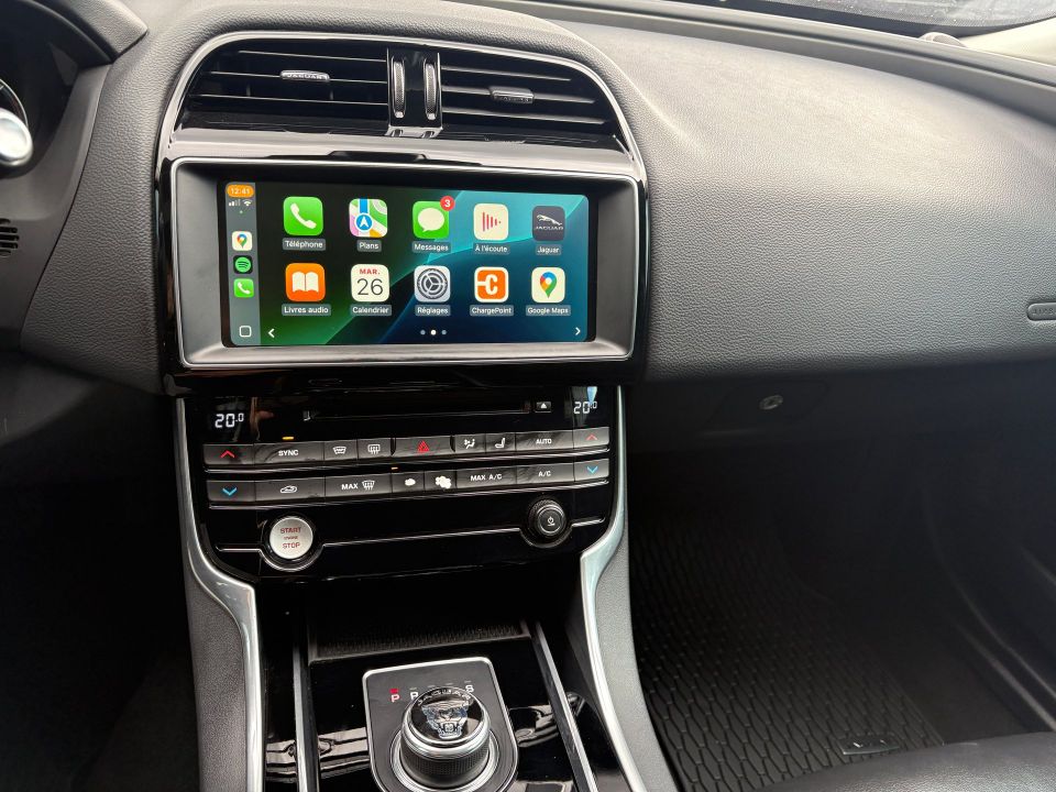 Jaguar XE 2018 - Image 9