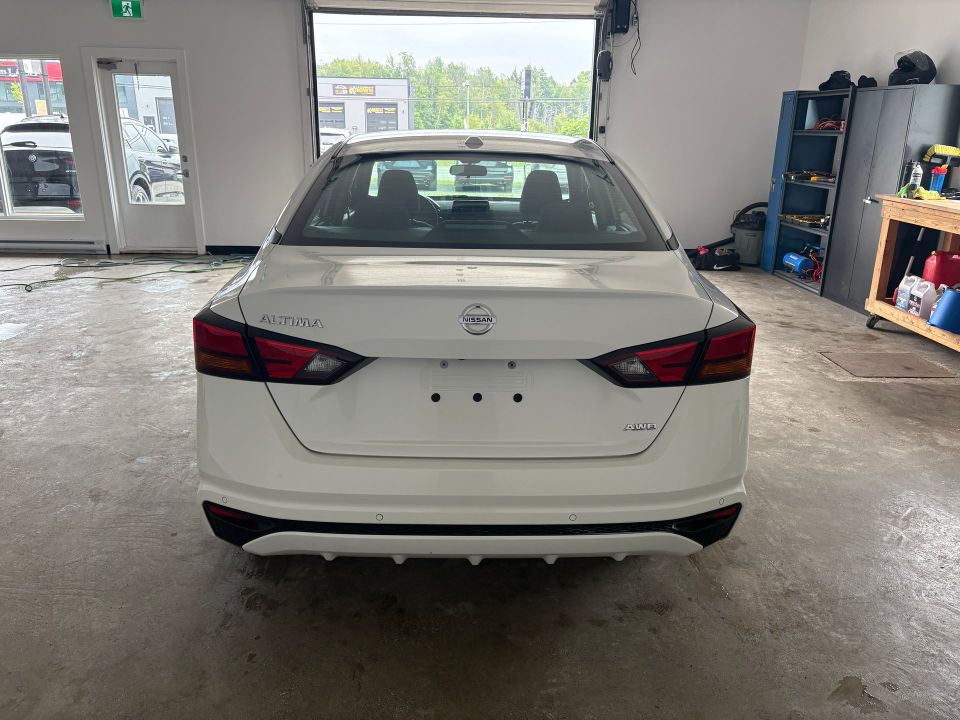 Nissan Altima 2021 - Image 5