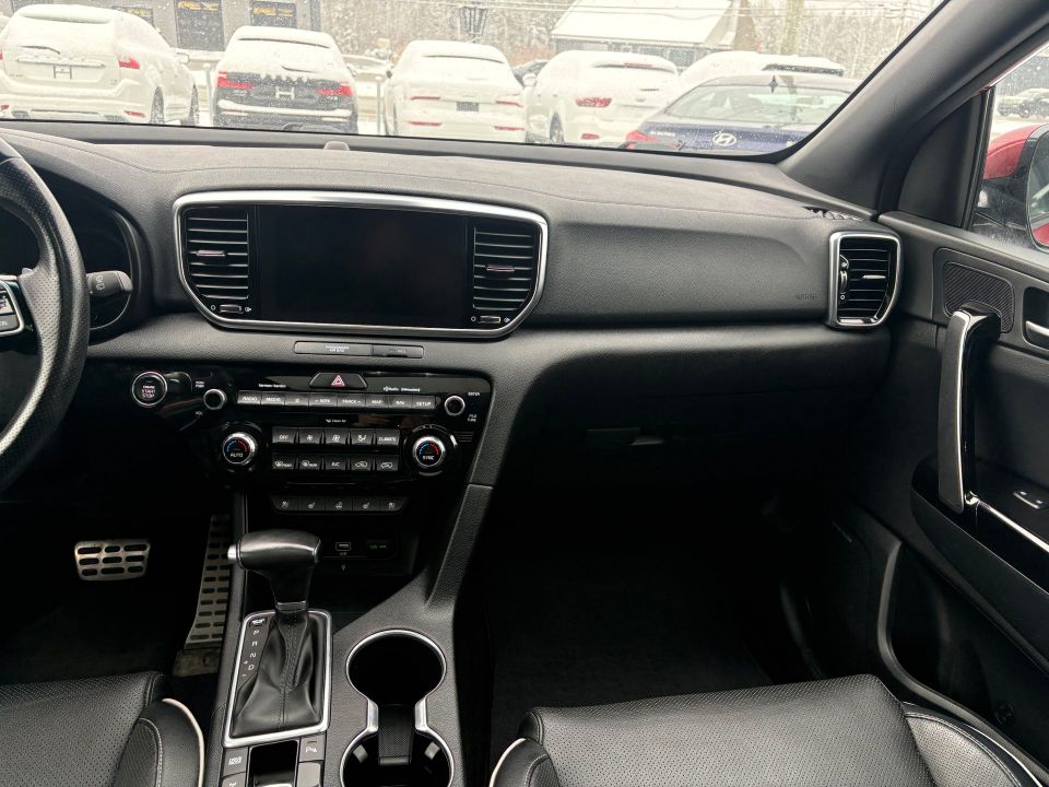 Kia Sportage 2022 - Image 8